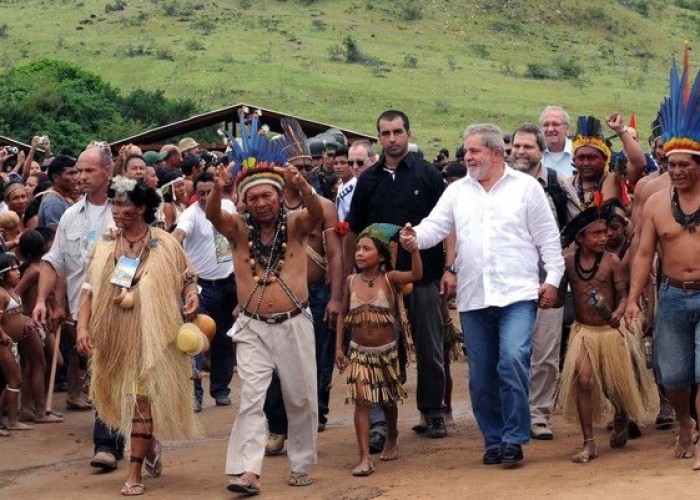 Os índios, Lula e a Funai